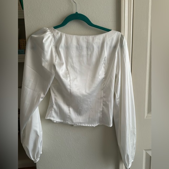 Princess Polly “Briella Long Sleeve Top” - Picture 3 of 3